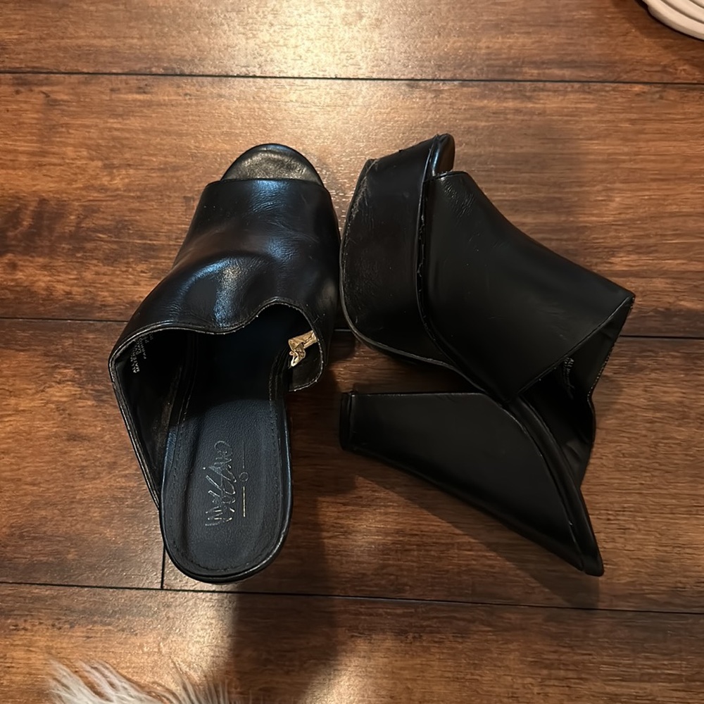 Black clogs